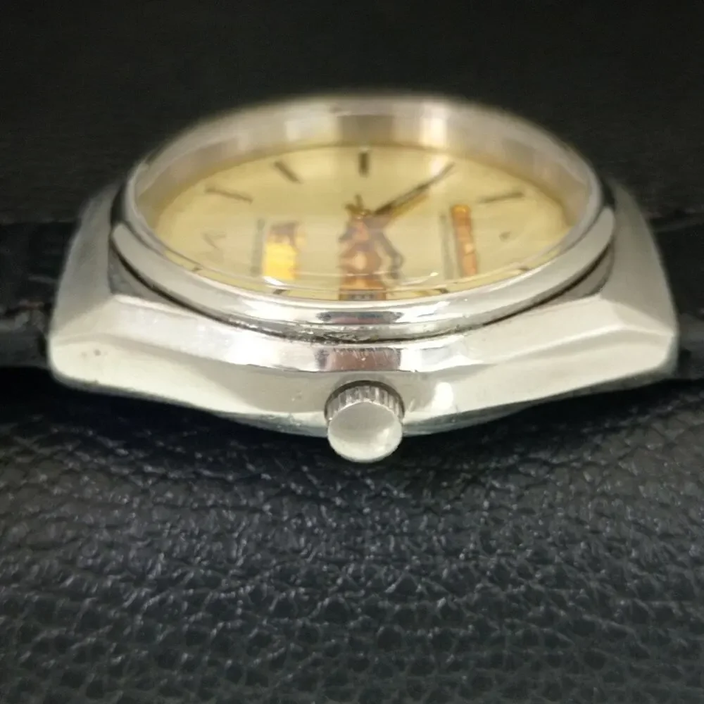 Vintage 1988 Citizen Automatic Mens Silver Watch W/daydate & Beige accents
